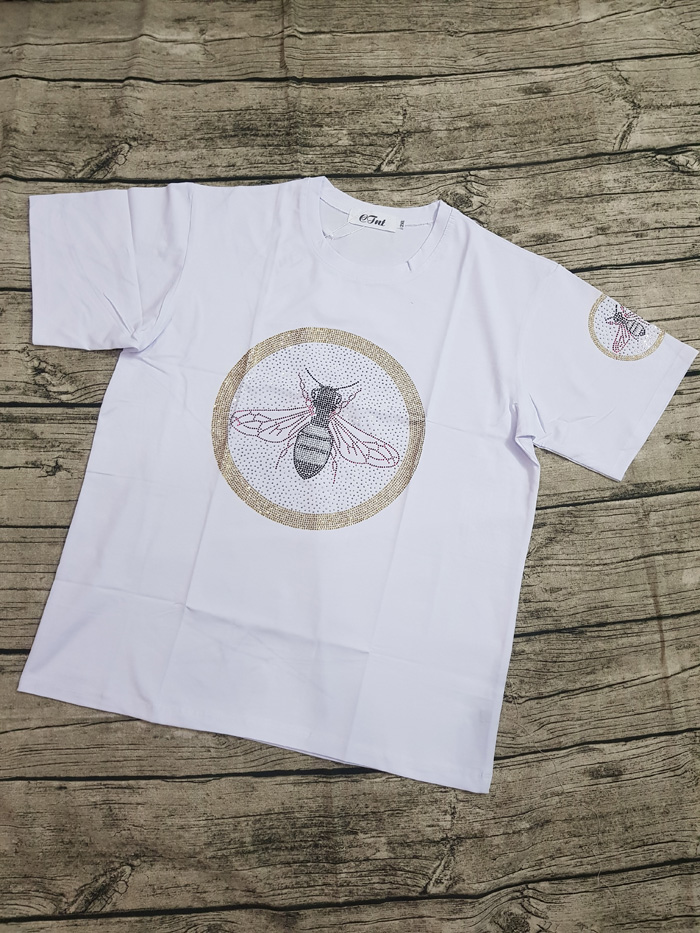 Áo thun màu trắng đính kim sa hình con ong size 2XL