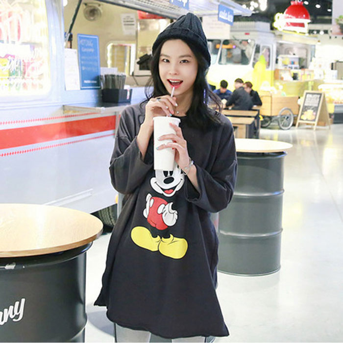 Áo thun màu xám đậm tay dài hình Mickey size lớn