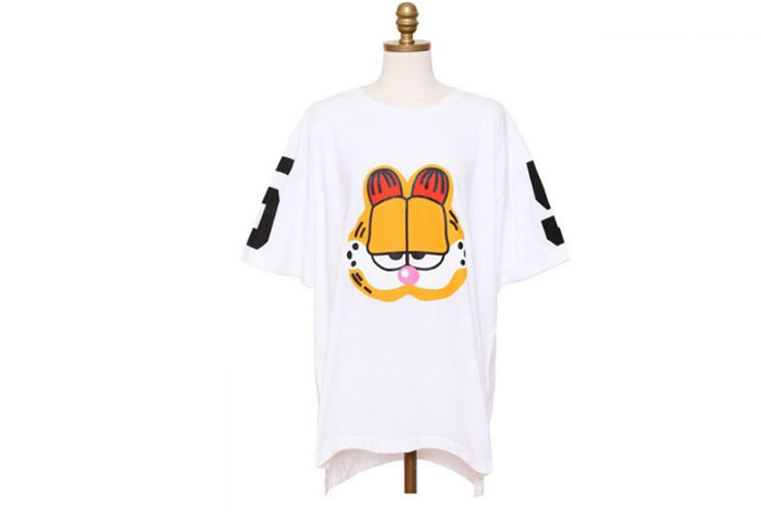 Áo thun trắng form dài in hình mèo Garfield lưng số 81 size 4XL